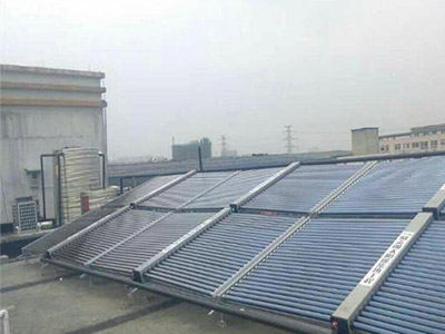 迪歐家私太陽(yáng)能空氣能熱水工程